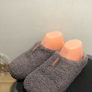 Bombas Women’s Gray Orange Fuzzy Mules Slippers Size W7